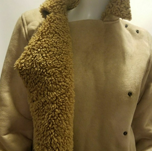 Jacket - Picture 3 of 7